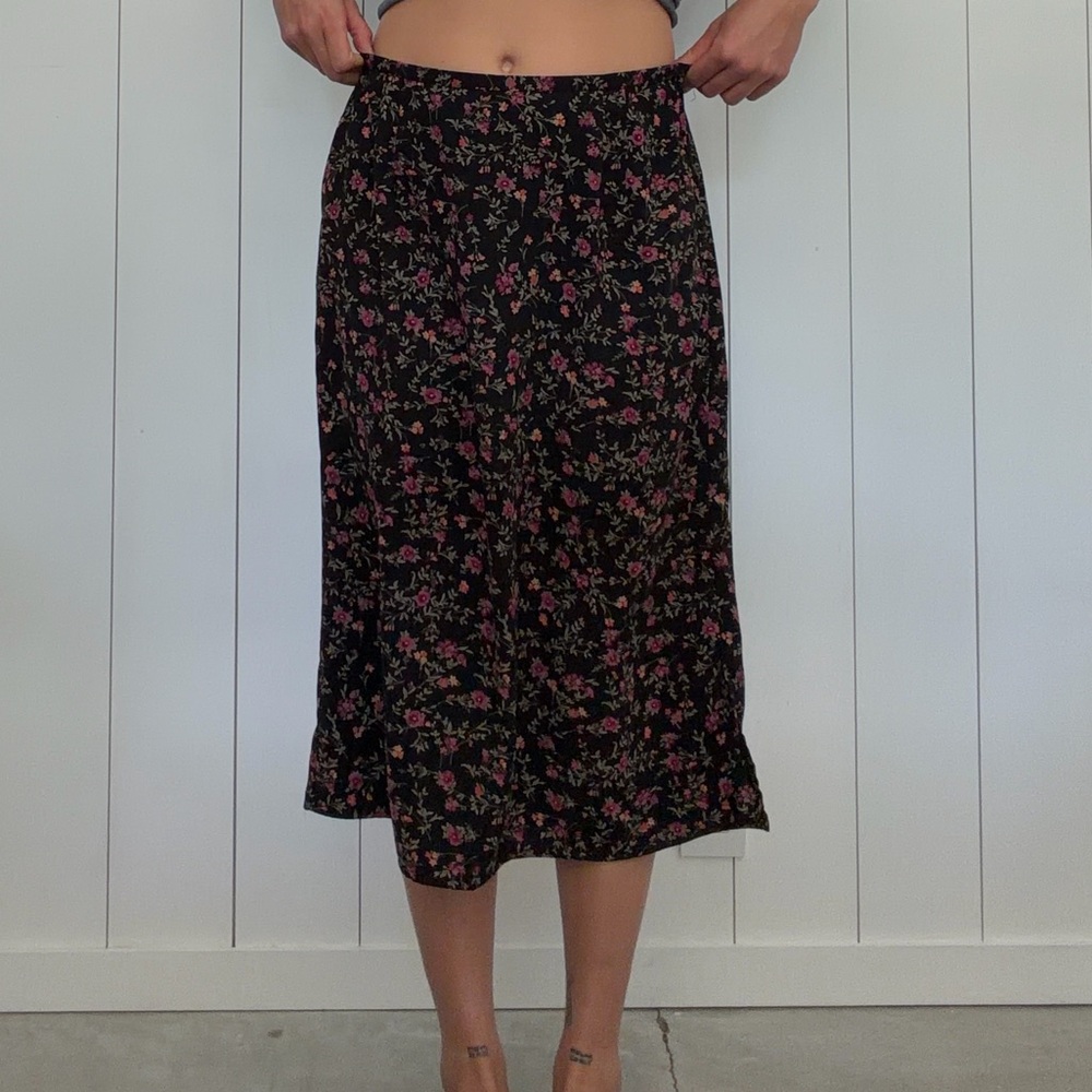 FLORAL SKIRT